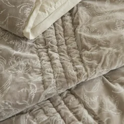 LOBERON Quilt Olicianne New
